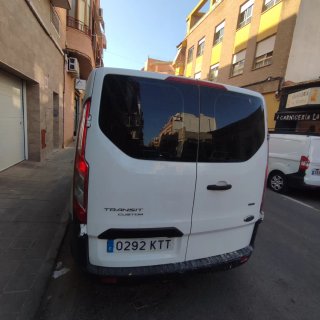 Furgoneta Ford transit custom 9 plazas