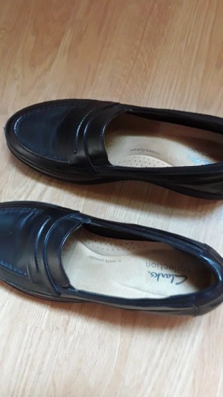 Mocasines Clarks negros talla 38, usados una vez