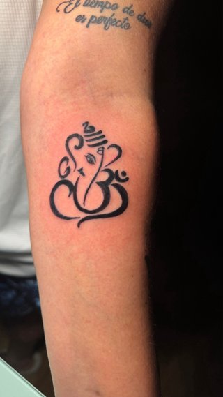 Tatuajes y barberia