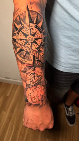 Tatuajes y barberia