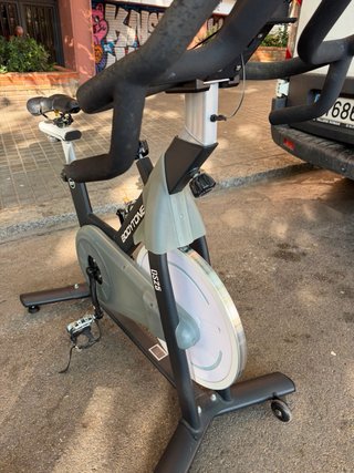 Bicicleta Spinning BODYTONE DC25