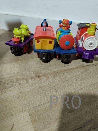 Circuito tren musical - B. Toys