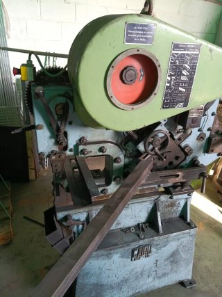 Cizalla Gairu MF-10 Cortadora Punzonadora