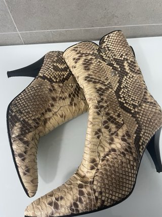 Botas Piel Serpiente Natural Beige Marrón