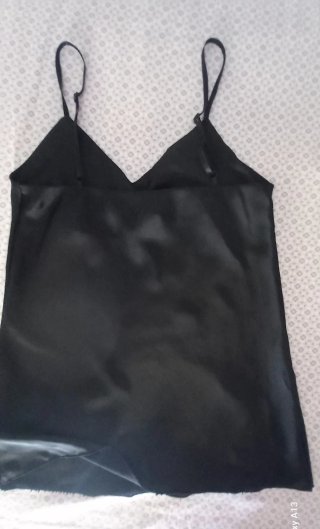 Top raso nero + gonna fantasia in regalo