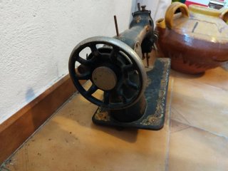 Máquina de coser Singer Esfinge