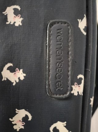 Neceser azul con estampado de perros