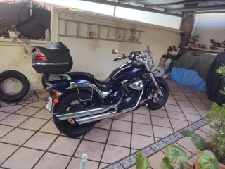 Suzuki Intruder M800 alforjas,defensas4