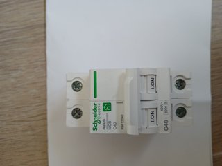 Kit interruptores y disyuntores eléctricos