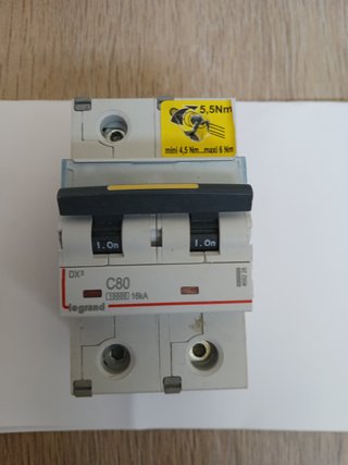 Kit interruptores y disyuntores eléctricos