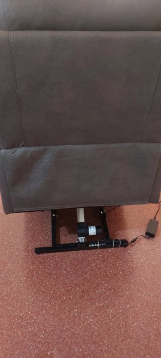 Sillón reclinable modelo R811A tela