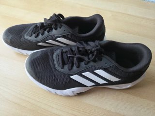 Zapatillas Adidas Training Amplimove Negras