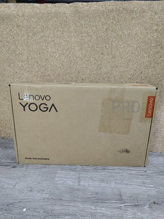 Portátil Lenovo Yoga Slim 7