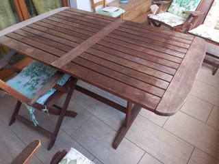 Tavolo legno esterno + 4 sedie pieghevoli