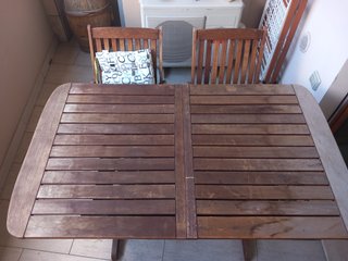 Tavolo legno esterno + 4 sedie pieghevoli