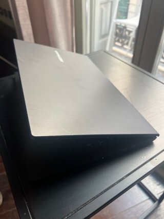 Portatile ASUS VivoBook X515EA i7 16GB 1TB SSD
