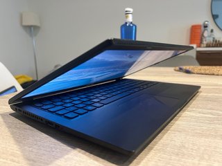 Portatile ASUS VivoBook X515EA i7 16GB 1TB SSD