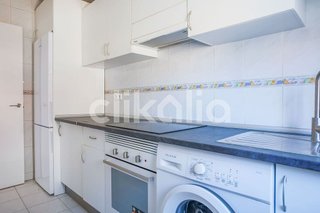Piso en alquiler en Pradolongo en Madrid