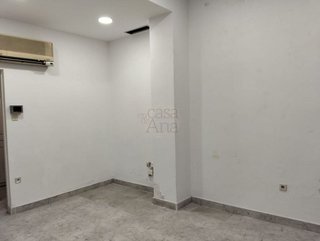 Local comercial en venta en San Pedro de Deusto-La Ribera en Bilbao