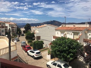 Casa adosada en alquiler en Port Esportiu - Puig Rom - Canyelles en Roses