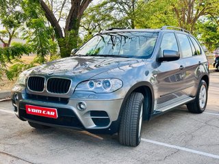 BMW X5 2011