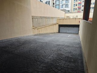 Garaje en venta en Ensanche de Vallecas - Valdecarros en Madrid