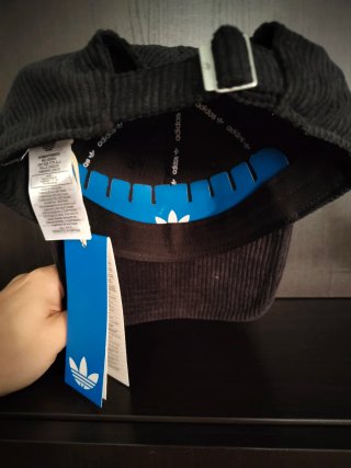 Gorra Adidas Corduroy negra