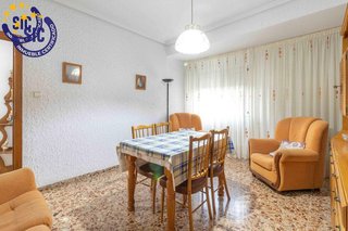 Piso en venta en Zona Avenida al Vedat en Torrent