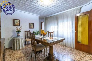 Piso en venta en Zona Avenida al Vedat en Torrent