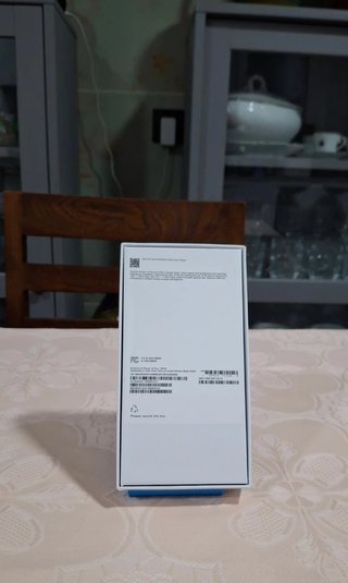 Caja iPhone 16 Plus Azul