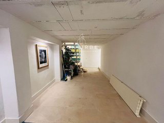 Local comercial en venta en El Raval en Barcelona