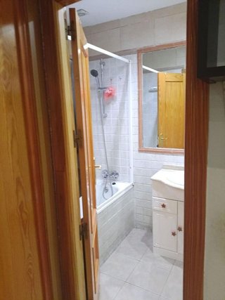 Local comercial en venta en Concepción en Madrid