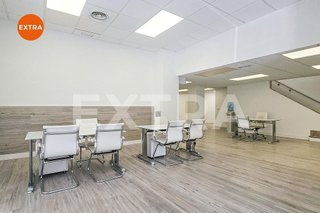 Local comercial en alquiler en Valdeacederas en Madrid
