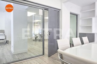 Local comercial en alquiler en Valdeacederas en Madrid