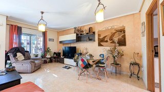 Casa adosada en venta en Nueva Torrevieja - Aguas Nuevas en Torrevieja