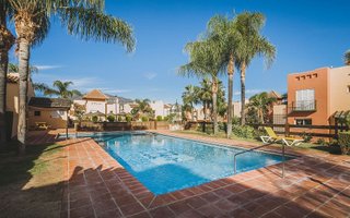 Casa pareada en alquiler en Nueva Andalucía centro en Marbella