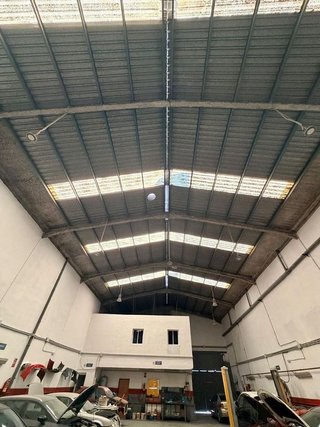 Nave industrial en venta en El Pinillo en Torremolinos