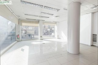 Local comercial en venta en Barrio de Zaidín en Granada