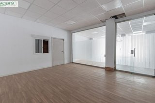 Local comercial en venta en Barrio de Zaidín en Granada