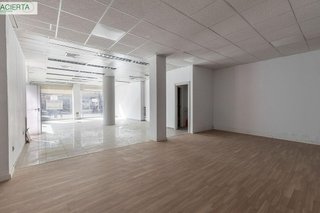 Local comercial en venta en Barrio de Zaidín en Granada