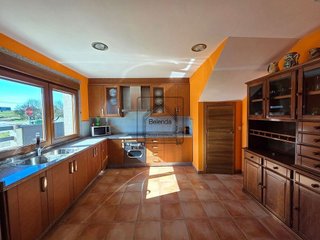 Chalet en alquiler en Santa Comba