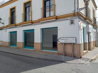 Local comercial en alquiler en Umbrete