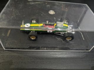 Miniaturas F1 con urna – McLaren, Lotus y Alfa