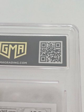 Card Lionel Messi 2017 Panini FIFA 365 GMA 8.5