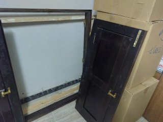 Premarco y ventana con tapaluz y ambas