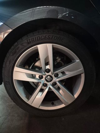 Llantas Seat León FR 2019 + neumáticos nuevos