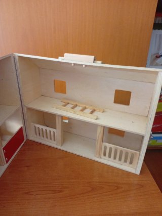 Granja de madera para niños