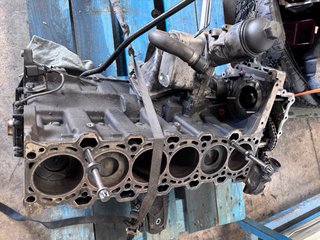 Bloque Motor BMW 530d M57 25435408