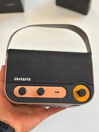 Aiwa Radio Portátil y Altavoz RBTU-600