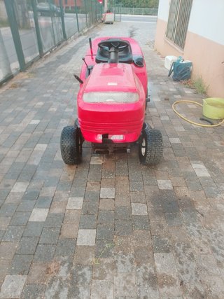 Tractor Jonsered LT 14 - 14,5 CV